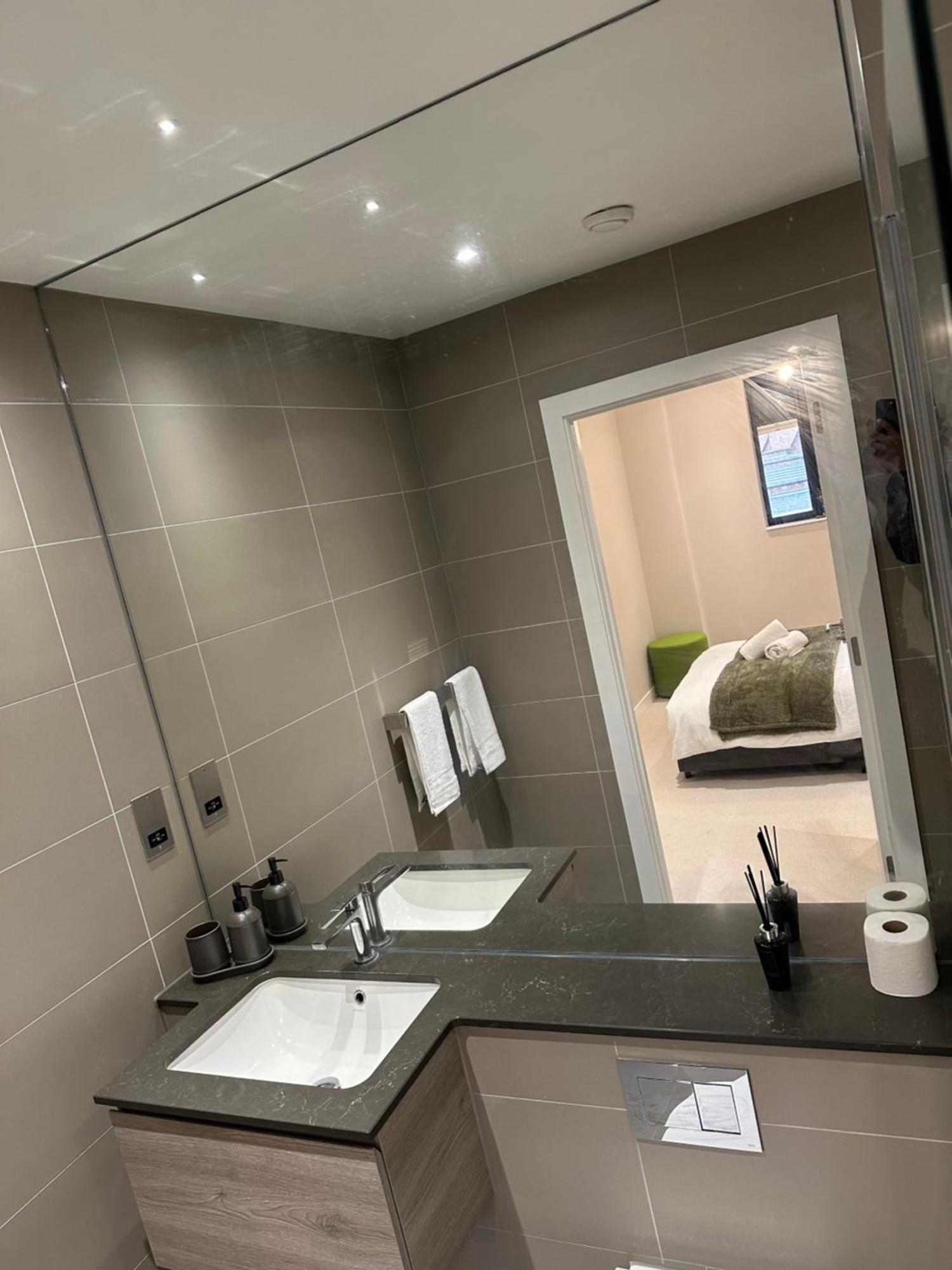 Richardson Deluxe Apartments ลอนดอน ภายนอก รูปภาพ